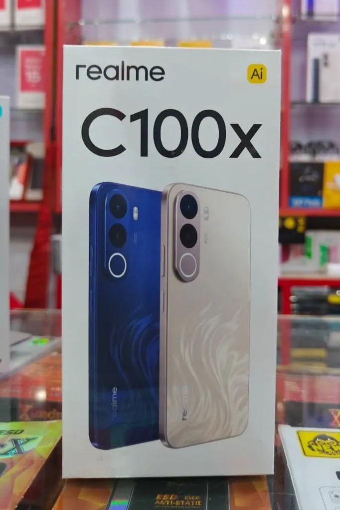 realme C100x box on the shop counter
